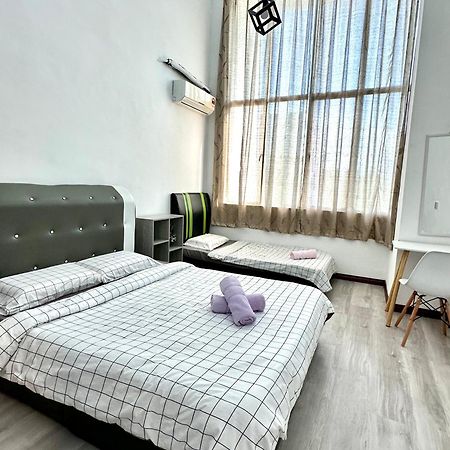 Springfield 3-Storey Cheerful Townhouse #Yoyo Homestay SDK Buitenkant foto