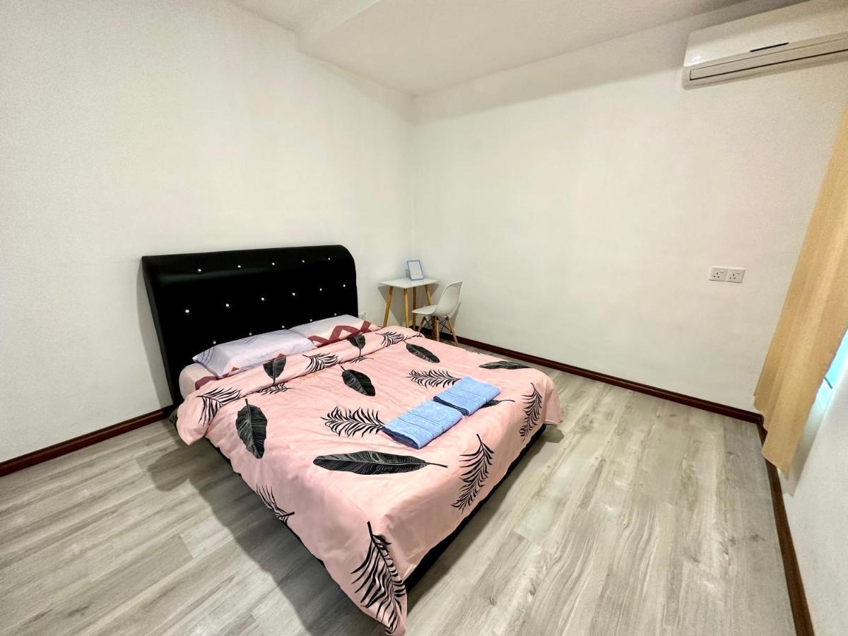 Springfield 3-Storey Cheerful Townhouse #Yoyo Homestay SDK Buitenkant foto